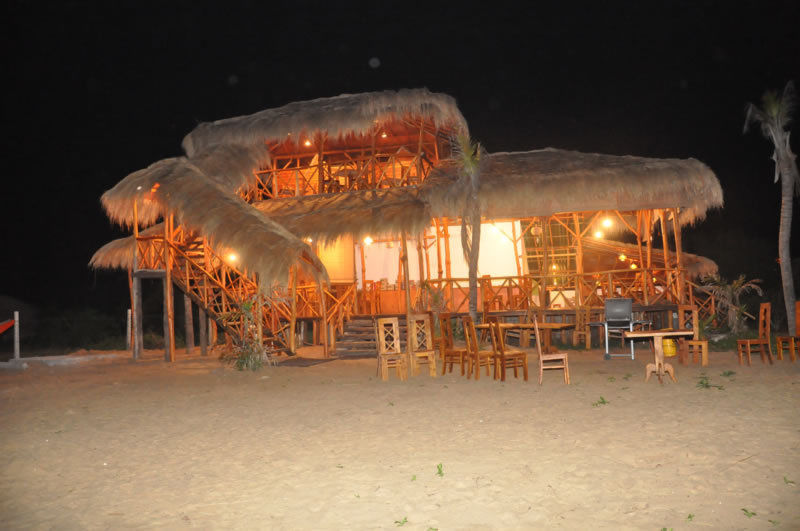 Kirinda Beach Resort, Yala Buitenkant foto