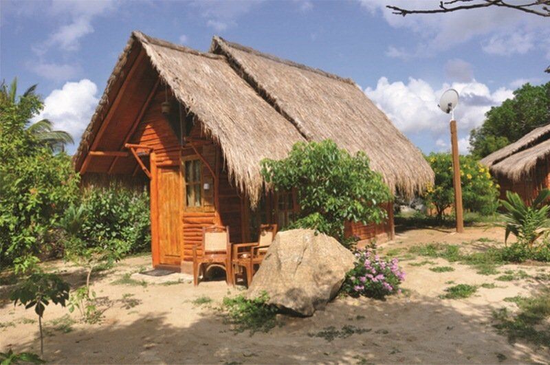 Kirinda Beach Resort, Yala Buitenkant foto